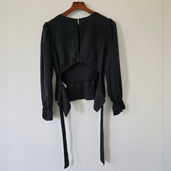 The Drop x Paola Alberdi Cut Out Back Peplum Waist Blouse Top Tencel size Small - Picture 8 of 16